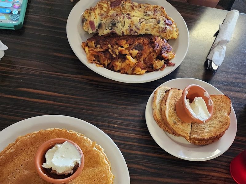 Mikey's Family Restaurant food